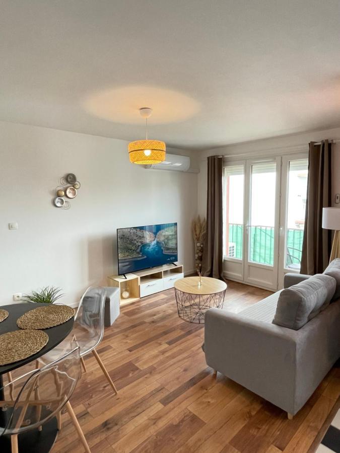 Bel Appartement Meyzieu Centre Proche Tramway Екстер'єр фото